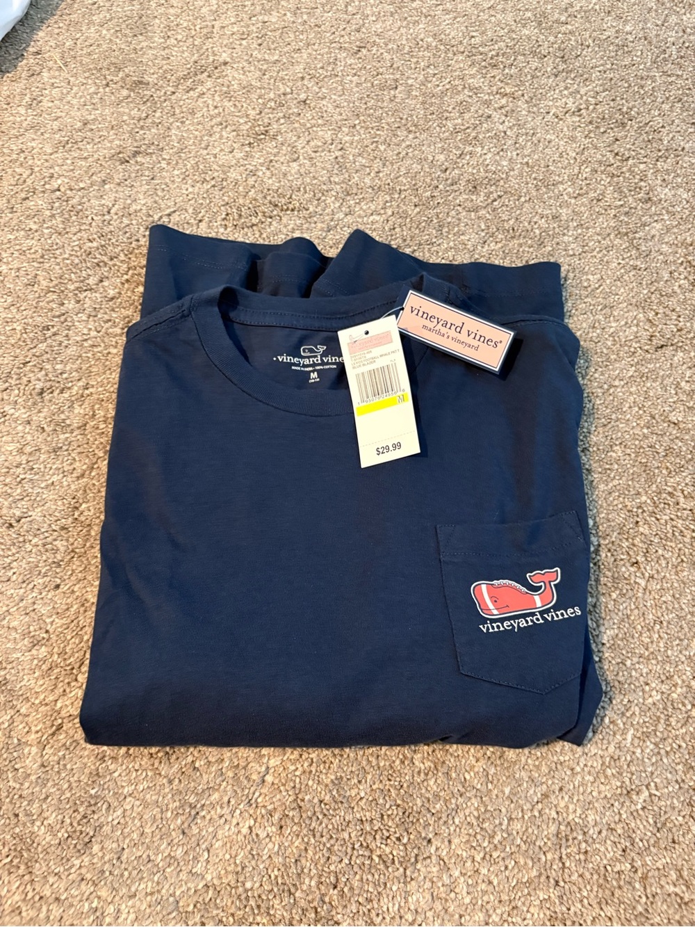Vineyard Vines Navy long  Sleeve Pocket Tee with football 🏈 whale size medium